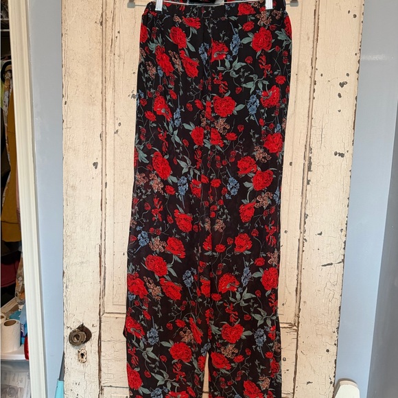 Two Piece Slit Pant Set - Picture 4 of 4